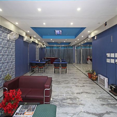 Oyo 576 Hotel Shree Kanta Residency Ґурґаон Екстер'єр фото